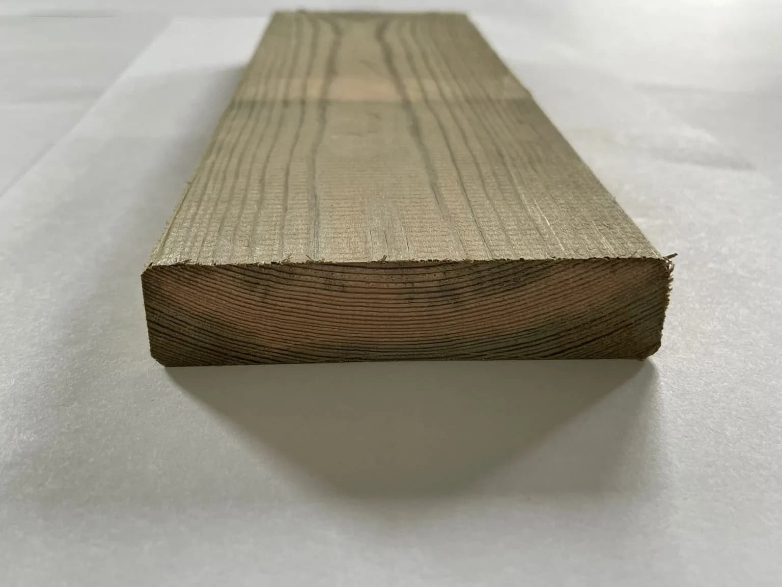 Emprenyeli Yerli Çam Deck Tahtası – 1 m² — ürün görseli 1