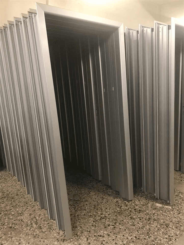 Ayarlı Alüminyum Kapı Kasası 110 × 220 cm, 93–113 mm Duvar — ürün görseli 1